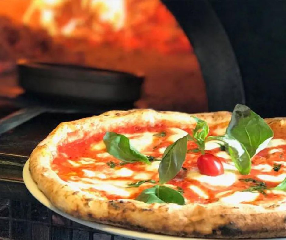 Pizza a la piedra: desde la masa hasta la cocción, todo lo que necesitas  saber - Mediterranea Distribucion